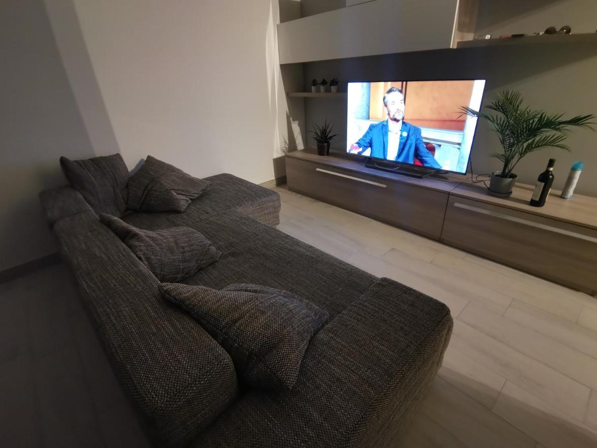 דירות Shining House In מילאנו מראה חיצוני תמונה